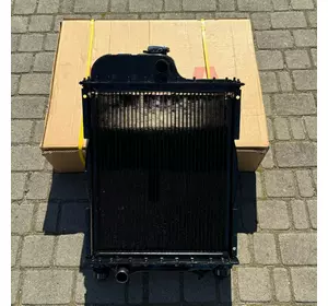 Радіатор МТЗ-80, 82 Д-240, 241 (4-х рядний) мідь, латунні бачки (в-во S.I.L.A AC) 70У-1301010-01 Радіатор МТЗ-80, 82 Д-240, 241 (4-х рядний) мідь, латунні бачки (в-во S.I.L.A AC) 70У-1301010-01